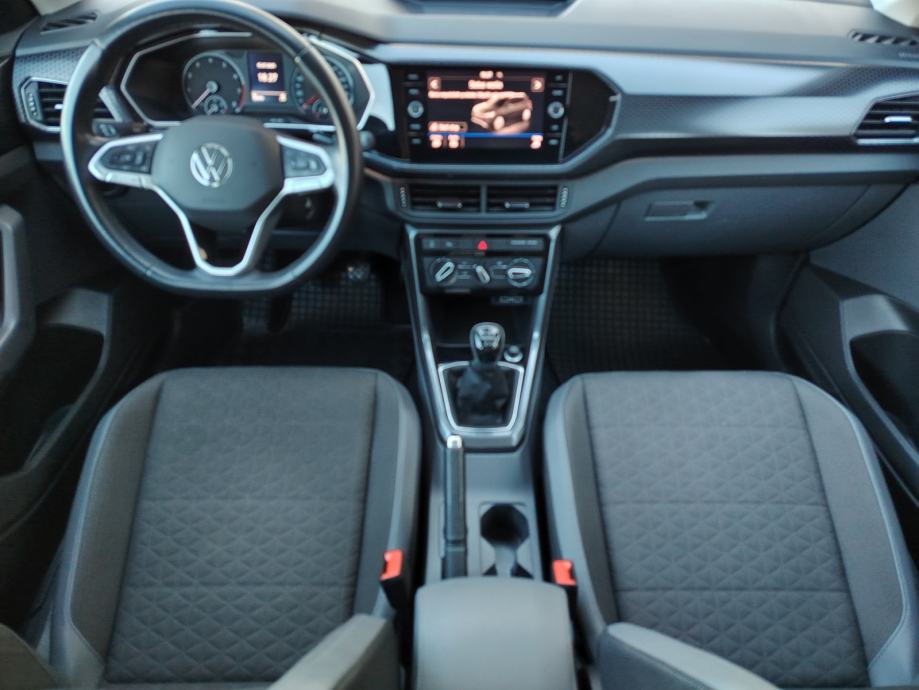 VW T-Cross 1,0 TSI *GARANCIJA* **42.000-km** KREDIT-KARTICE, fotografija 9