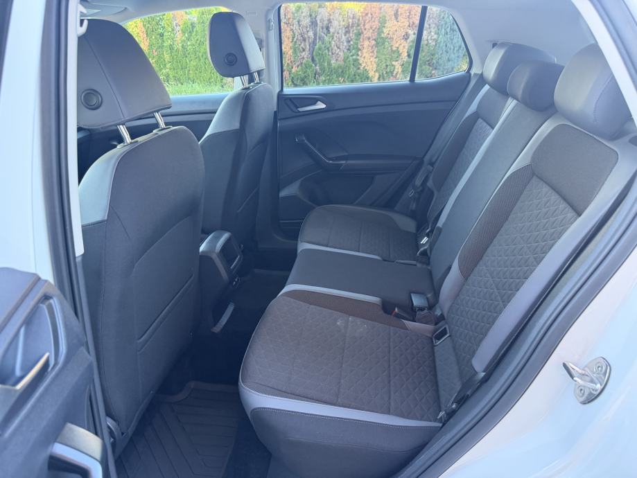 VW T-Cross 1,0 TSI-SAMO 68.600KM-DSG-IQ LED-NAVI-ALU-PDC-KAMERA-, fotografija 10