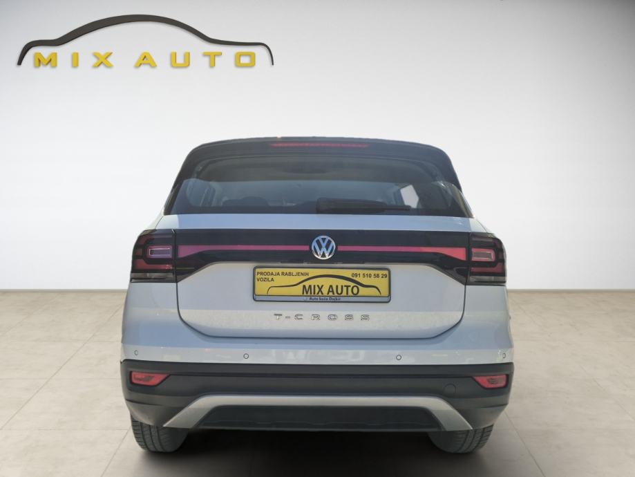 VW T-Cross 1,0 TSI 2019 GODINA KLIMA, fotografija 3