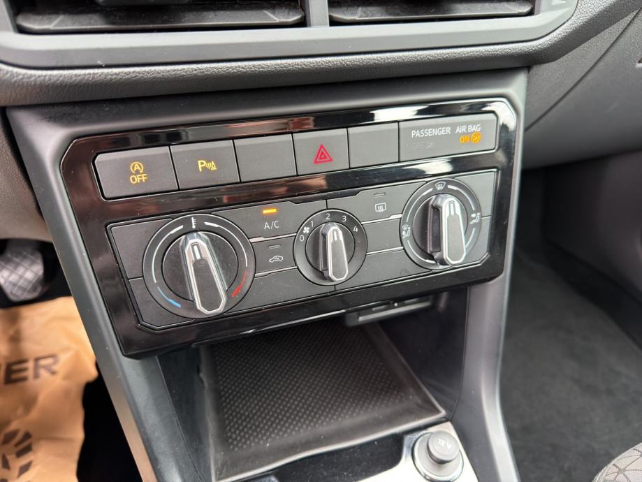 VW T-Cross 1,0 TSI, fotografija 8