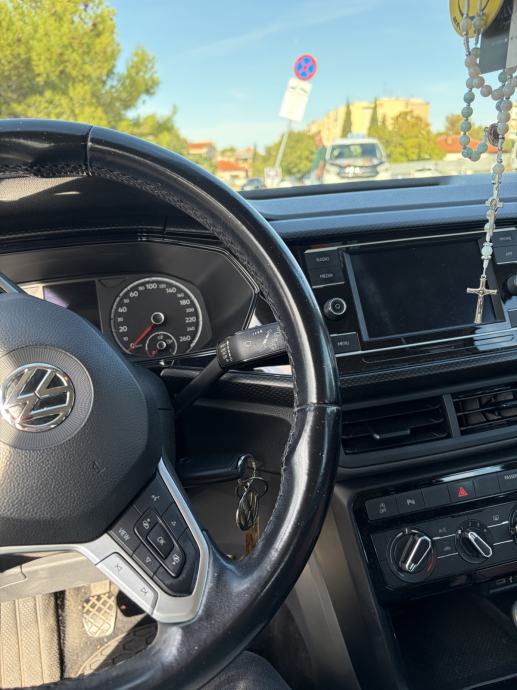 VW T-Cross 1,0 TSI, fotografija 4