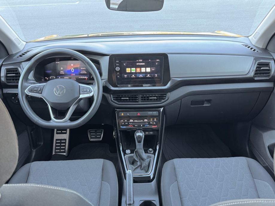 VW T-CROSS 1.0TSI LIFE PLUS REG. 8/27" 85kW/KAMERA/SENZORI/LINE ASSIST, fotografija 13