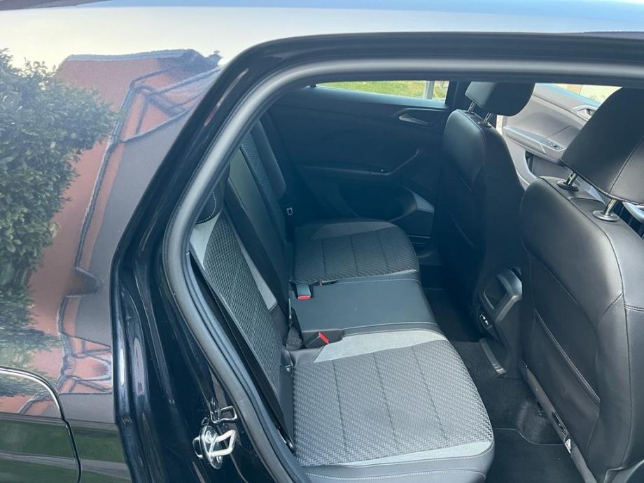 VW T-Cross 1,5 TSI ,R-LINE., fotografija 11