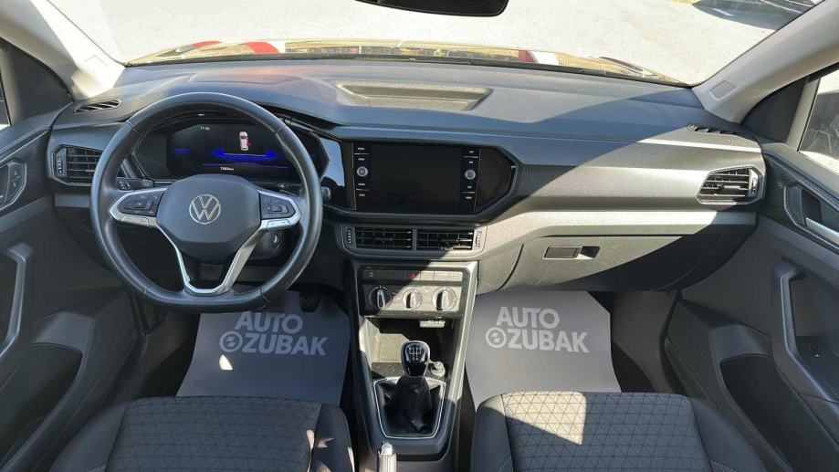 VW T-CROSS 2023 • PREMIUM jamstvo • AutoZubak Rabljena, fotografija 11