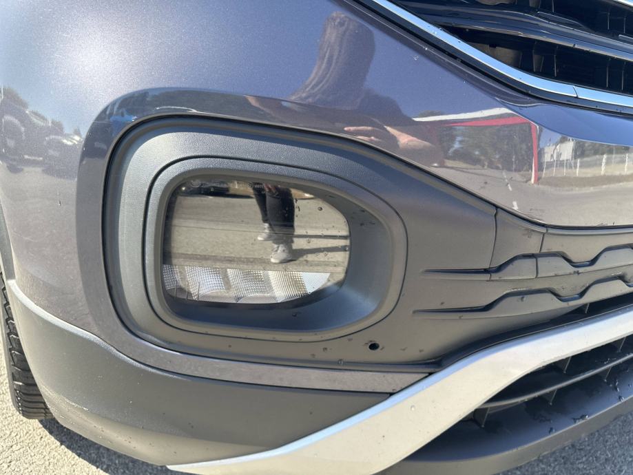 VW T-CROSS 2023 • PREMIUM jamstvo • AutoZubak Rabljena, fotografija 13