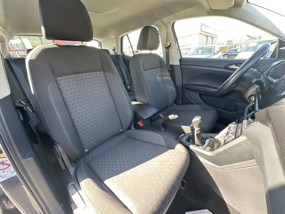 VW T-CROSS 2023 • PREMIUM jamstvo • AutoZubak Rabljena, fotografija 20