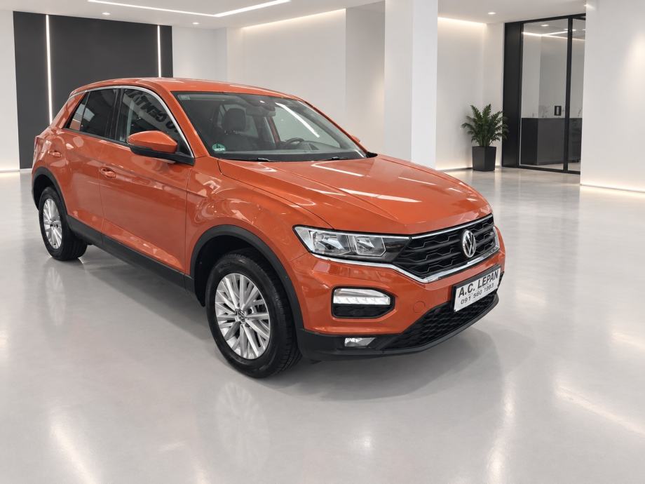 VW T-Roc 1 6 TDI KAMERA NAVIGACIJA PDC 6 BRZINA 109tkm 2019god, fotografija 3