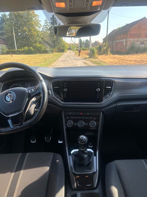 VW T-Roc 1.0 TFSI, fotografija 7