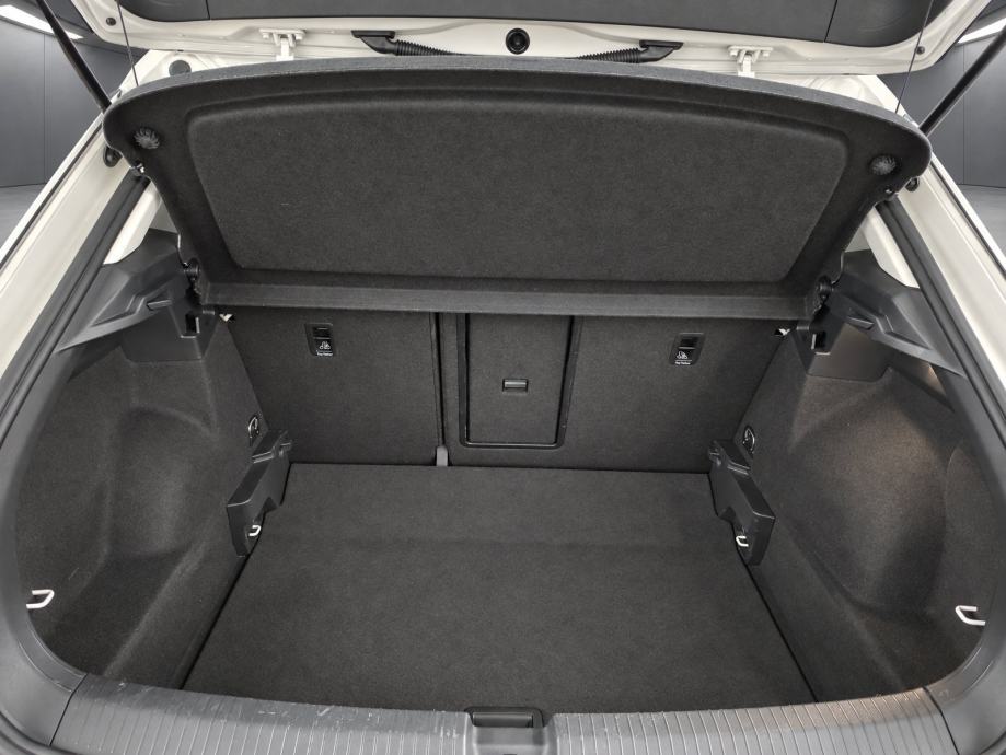 VW T-Roc 1.0 TSI - 3 godine jamstva, fotografija 12