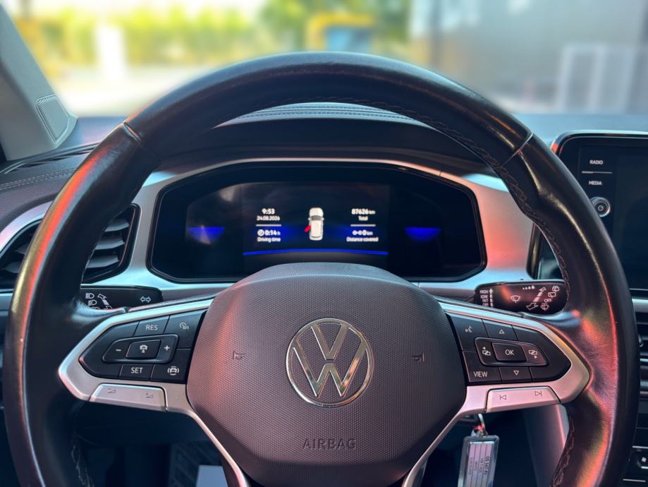 VW T-Roc 1.0 TSI LIFE - 3 godine jamstva, fotografija 18