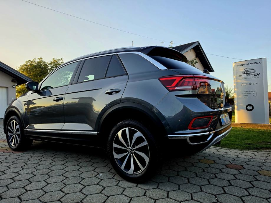 VW T-Roc 1,0 TSI,,ODLIČAN,,SERVISNA,,20440KM, fotografija 6