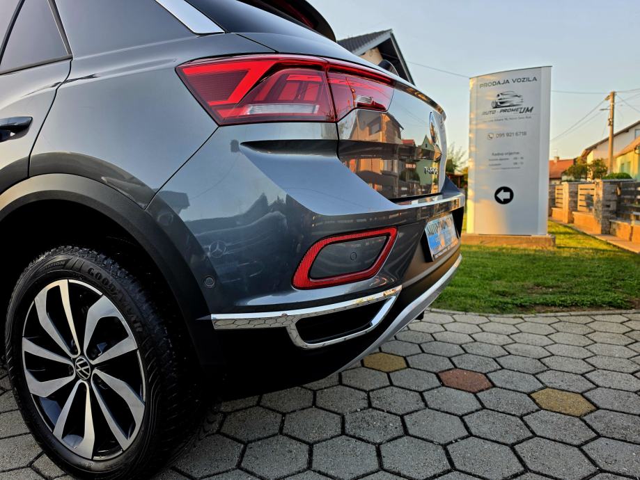 VW T-Roc 1,0 TSI,,ODLIČAN,,SERVISNA,,20440KM, fotografija 7