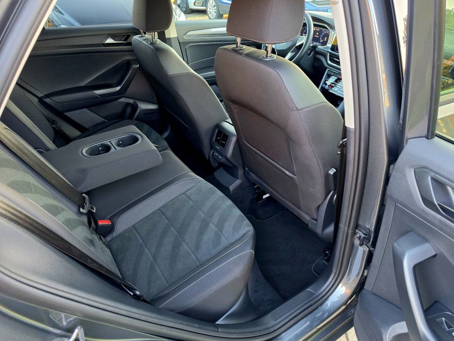 VW T-Roc 1,0 TSI,,ODLIČAN,,SERVISNA,,20440KM, fotografija 17