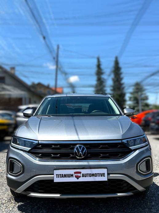 VW T-Roc 1,0 TSI, fotografija 2