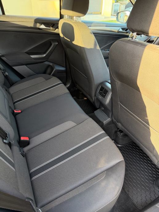 VW T-Roc TSI, fotografija 6