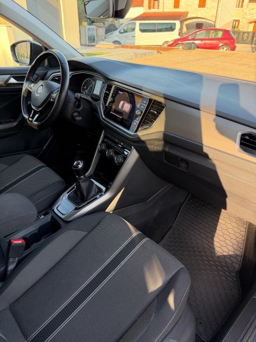 VW T-Roc TSI, fotografija 5