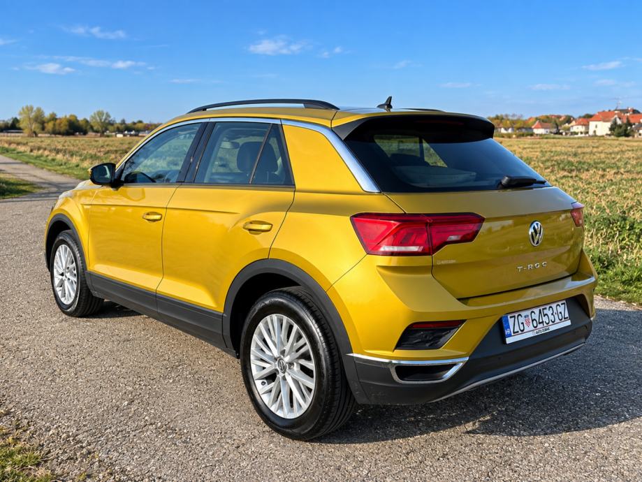 VW T-Roc 1,0 TSI, fotografija 2