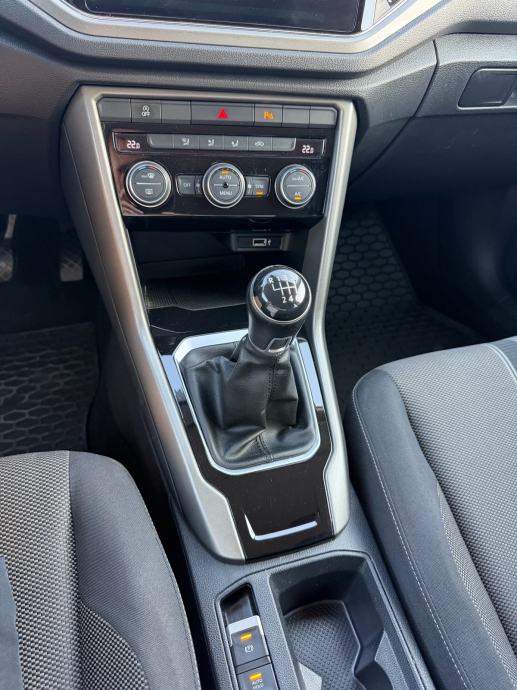 VW T-Roc TSI, fotografija 9