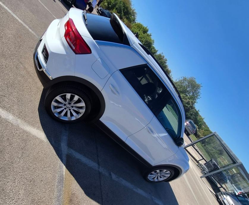VW T-Roc 1,0 TSI, pogled izvana - slika 5