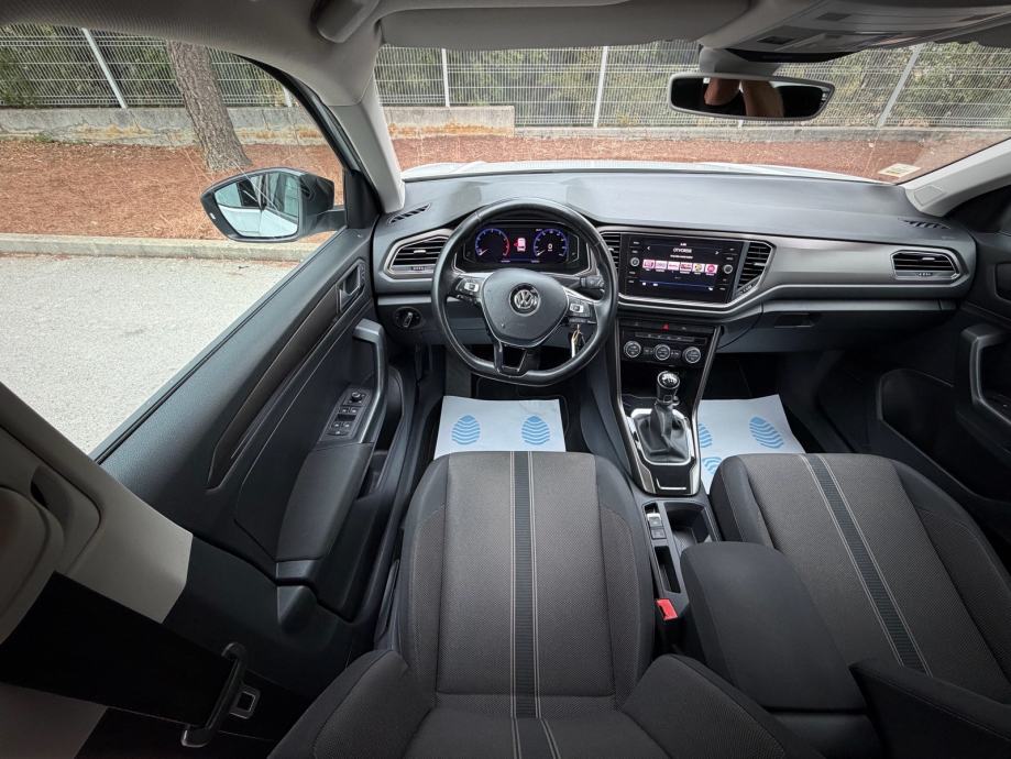 VW T-Roc 1,0 TSI, fotografija 20