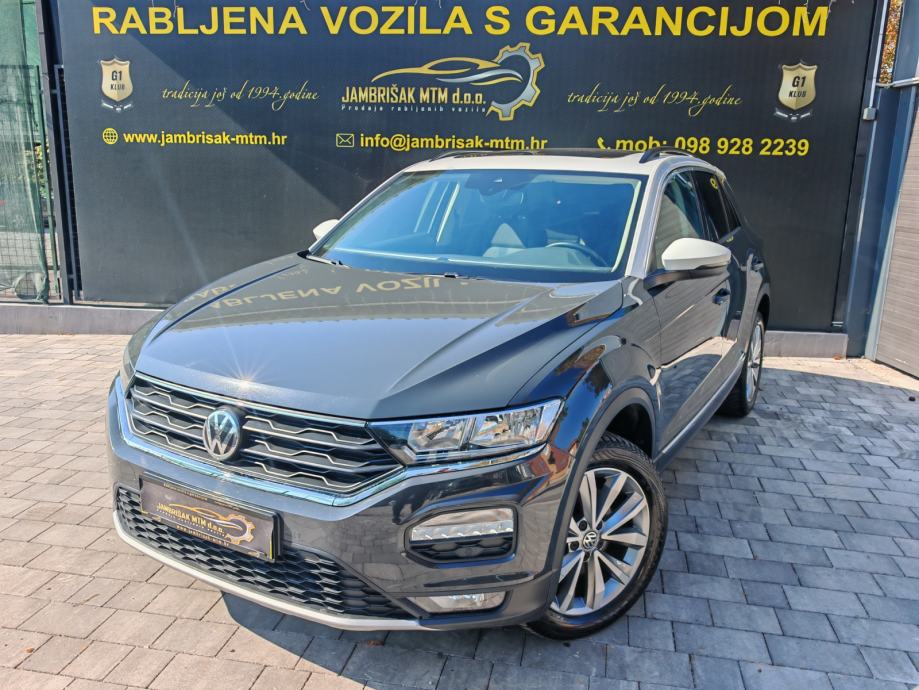 ⭐VW T-Roc 1,0 TSI◽PANORAMA◽ACC◽LANE ASSIST◽JAMSTVO 12mj✔️⭐, fotografija 14