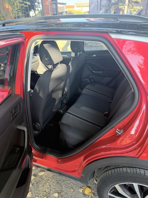VW T-Roc 1,0 TSI, fotografija 4