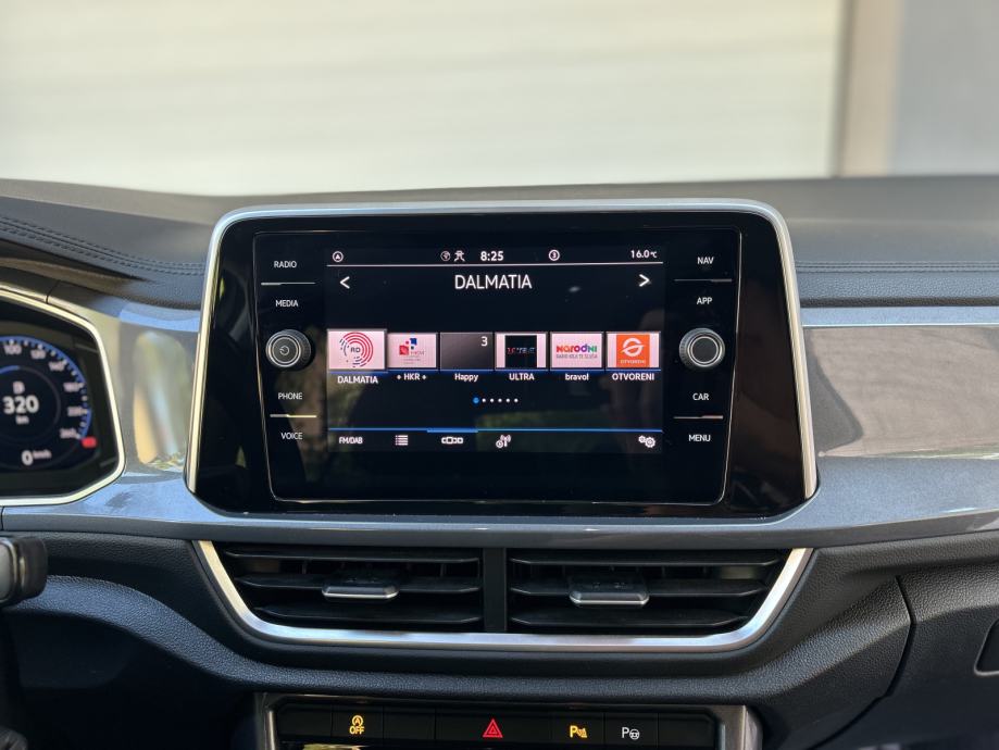 VW T-Roc 1,0 TSI Style | IQ Light | AppConnect | Virtual - reg.06/27, fotografija 13