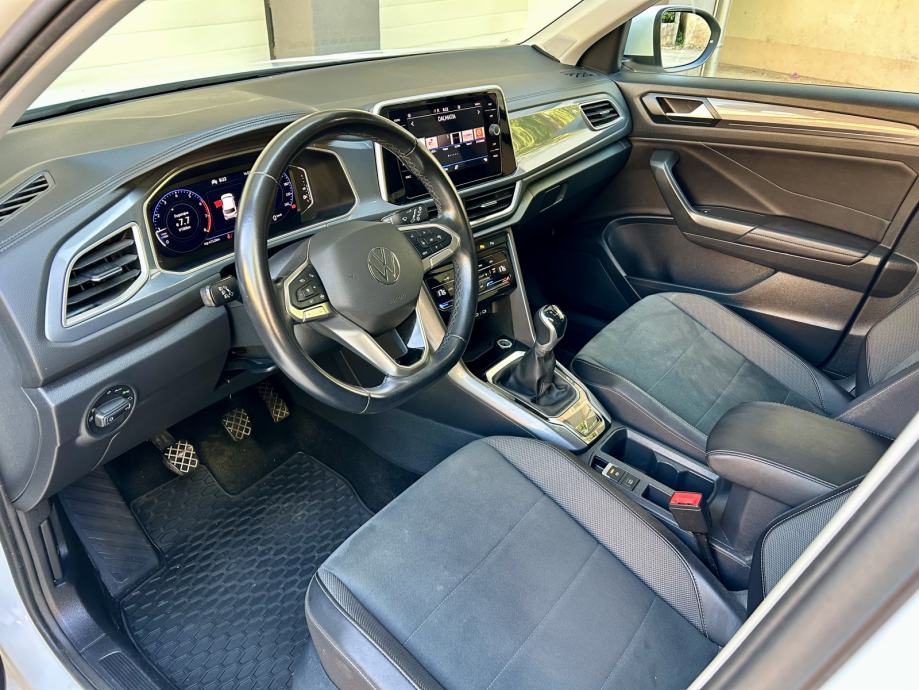 VW T-Roc 1,0 TSI Style | IQ Light | AppConnect | Virtual - reg.06/27, fotografija 9