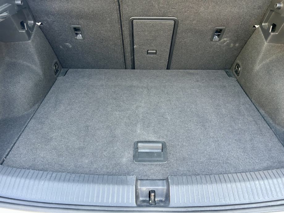 VW T-Roc 1,0 TSI Style | IQ Light | AppConnect | Virtual - reg.06/27, fotografija 16
