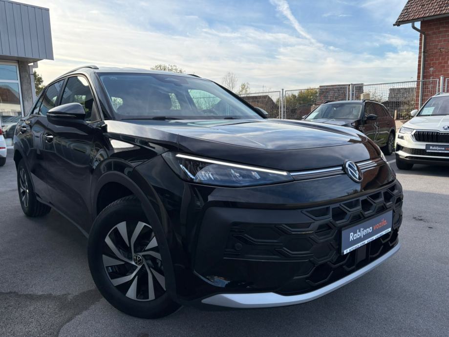 VW T-Roc 1,5 NF eTSI DSG LIFE LED,KAMERA,6.GOD.TVORNIČKOG JAMSTVA, pogled izvana - slika 4