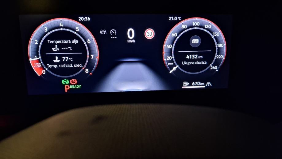 VW T-Roc 1,5 eTSI DSG Style IQ.Light + 4 NOVE ZIMSKE GUME, fotografija 20
