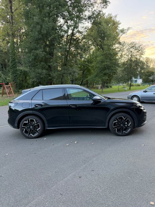 VW T-Roc 1,5 eTSI DSG Style IQ.Light + 4 NOVE ZIMSKE GUME, fotografija 5