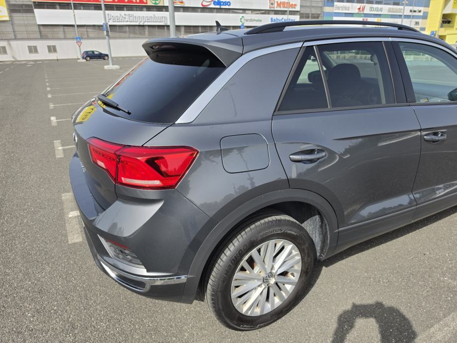 Volkswagen T-ROC 1.5 TSI EVO Design 150KS 65000KM 2020, fotografija 6