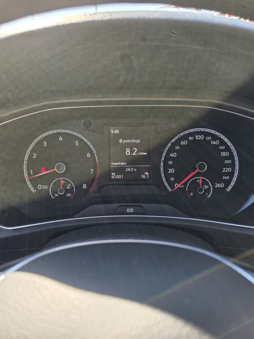 Volkswagen T-ROC 1.5 TSI EVO Design 150KS 65000KM 2020, fotografija 16