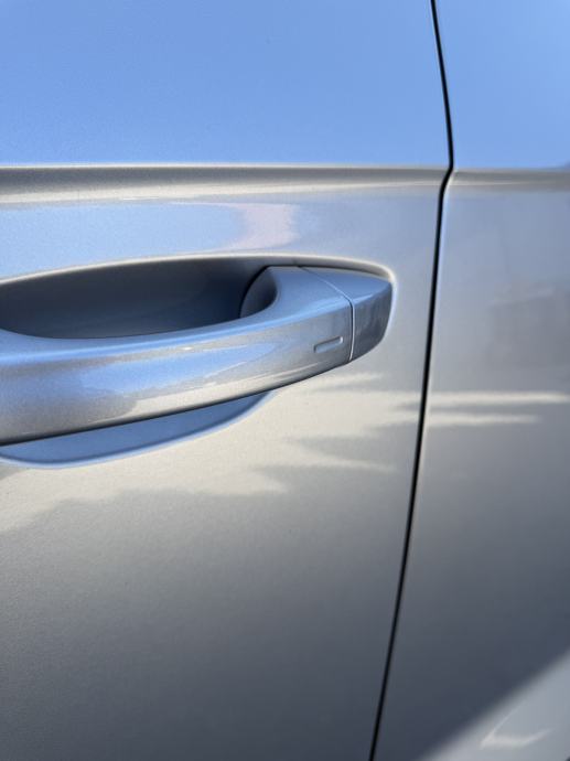 VW T-Roc 1,5 TSI ACT LIFE DSG SERVISNA 2 SETA FELGI ACC KAMERA.., fotografija 20