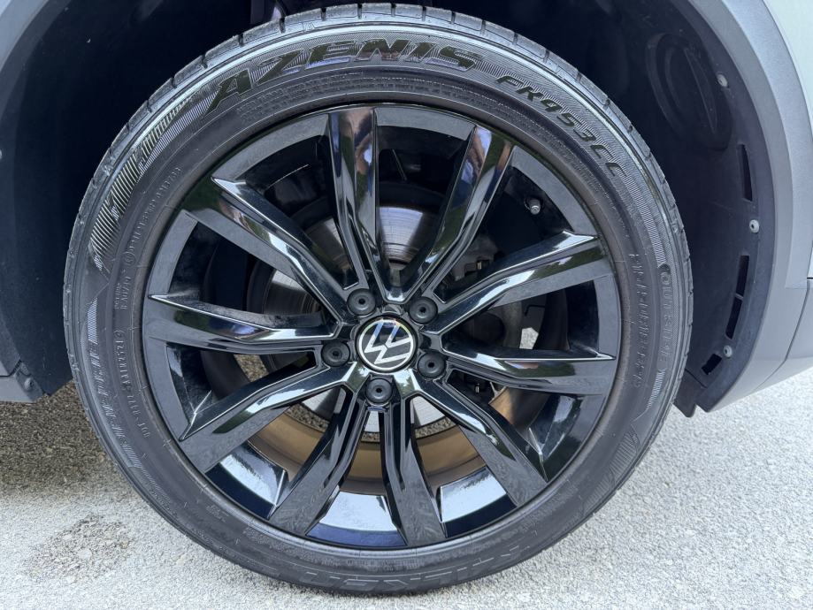VW T-Roc 1,5 TSI ACT LIFE DSG SERVISNA 2 SETA FELGI ACC KAMERA.., fotografija 7