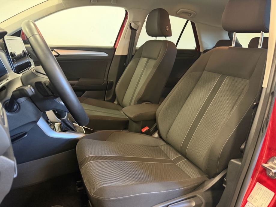 VW T-Roc 1,5 TSI LIFE DSG,VIRTUAL,KAMERA,NAVI,GR.SJED,JAMSTVO 24mj!, fotografija 10