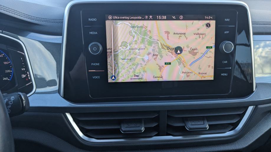 VW T-ROC 1.5 TSI DSG EVO STYLE, fotografija 17