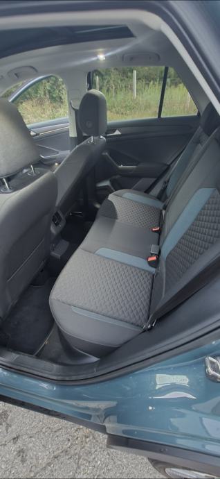 VW T-Roc 1.5 TSI DSG IQ.DRIVE R-Line Exterior, panorama, LED, ACC, fotografija 13