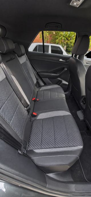 VW T-Roc 1.5 TSI DSG R-Line, 1.vlasnik, 80.000 km – izvrstan, fotografija 14