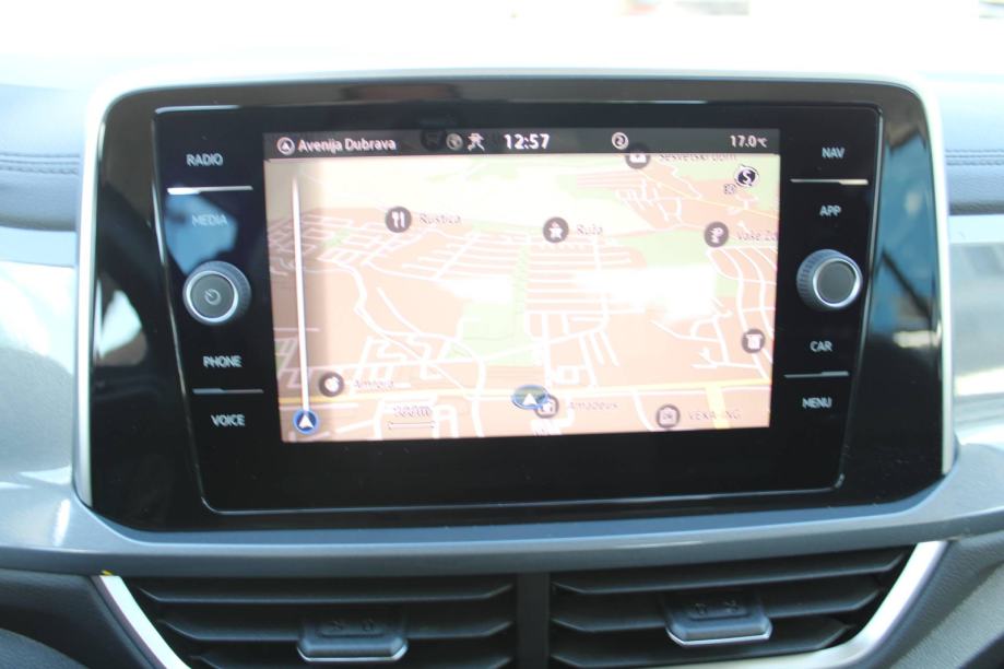 VW T-Roc 1.5 TSi DSG Style *LED, NAVIGACIJA, KAMERA*, fotografija 17