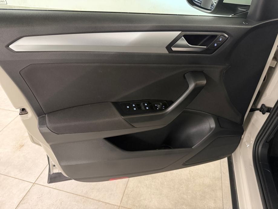 VW T-Roc 1.5 TSI EVO Life - 3 godine jamstva, fotografija 14