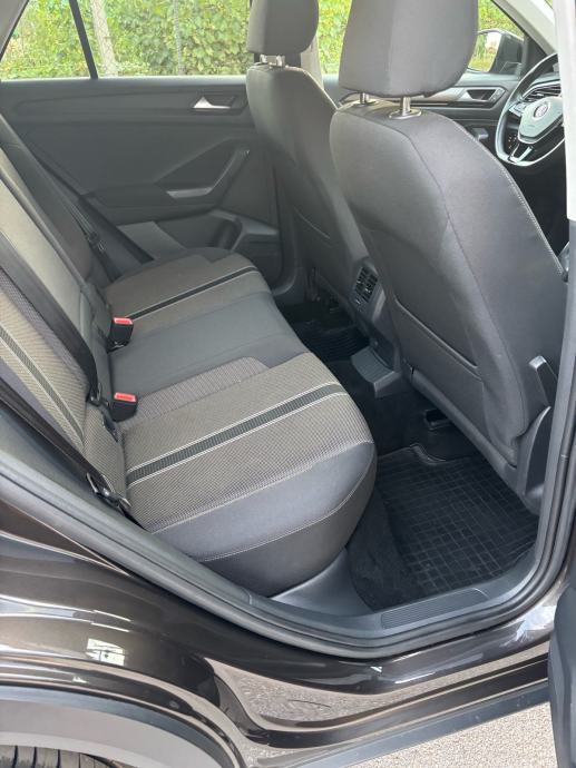 VW T-Roc 1,5 TSI, fotografija 13