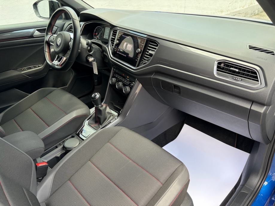 VW T-Roc 1,5 TSI Sport | LED | ACC | PDC | Jamstvo do 36 mj., fotografija 13