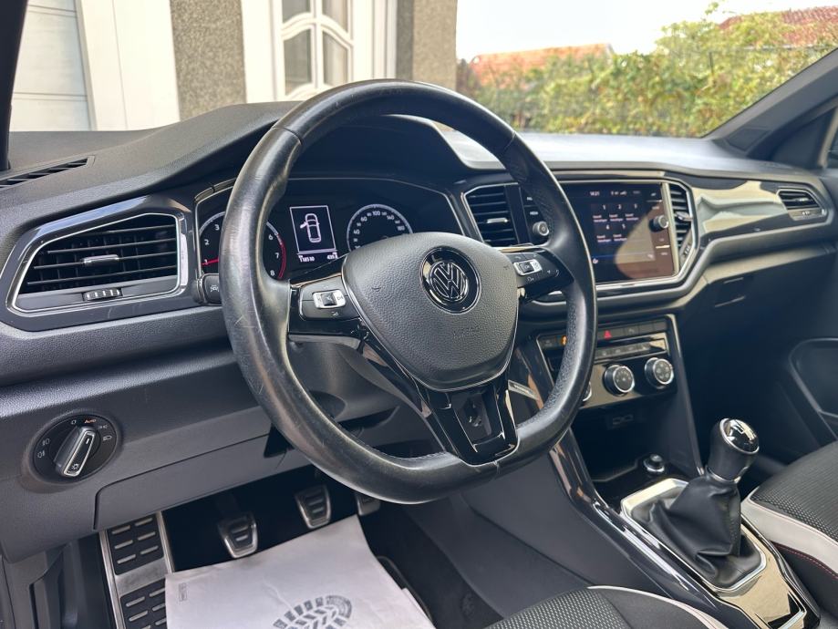 VW T-ROC 1.5 TSI SPORT LINE, fotografija 13