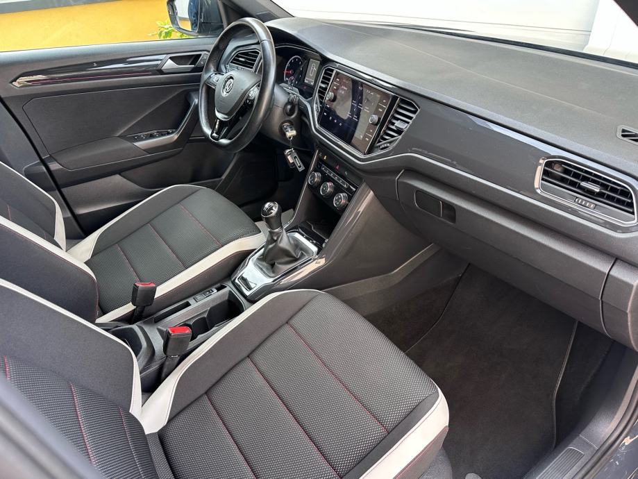 VW T-ROC 1.5 TSI SPORT LINE, fotografija 18