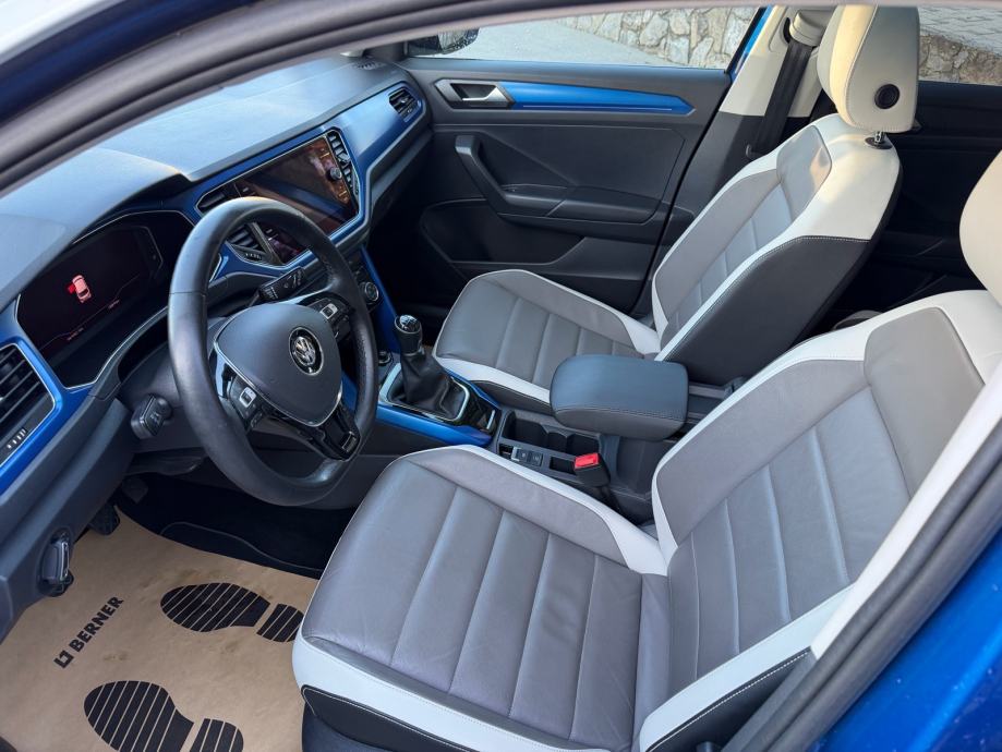 VW T-Roc 1,6 TDI R Line/Style Matrix Pano Kamera Digital tacho, fotografija 11