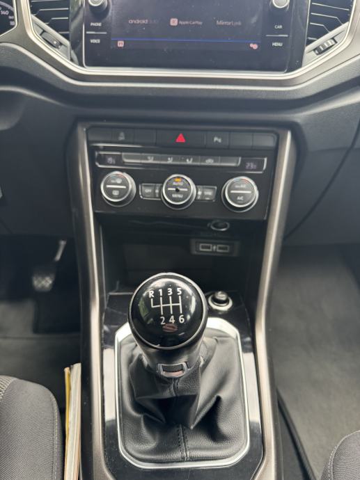 VW T-Roc 1,6 TDI Reg. do 04/2027, fotografija 8