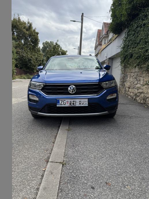 VW T-Roc 1,6 TDI Reg. do 04/2027, fotografija 18