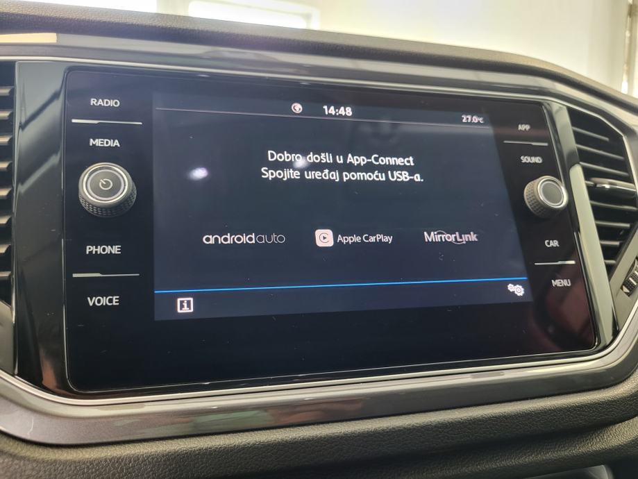 VW T-ROC 1.6 TDI XENON ACC TEMPOMAT KAMERA CAR PLAY ANDROID KLIMA ALU, fotografija 19